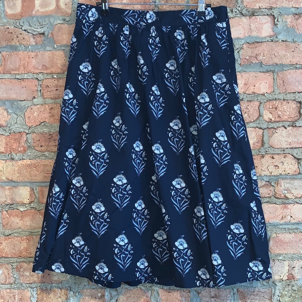 LOFT Floral Skirt